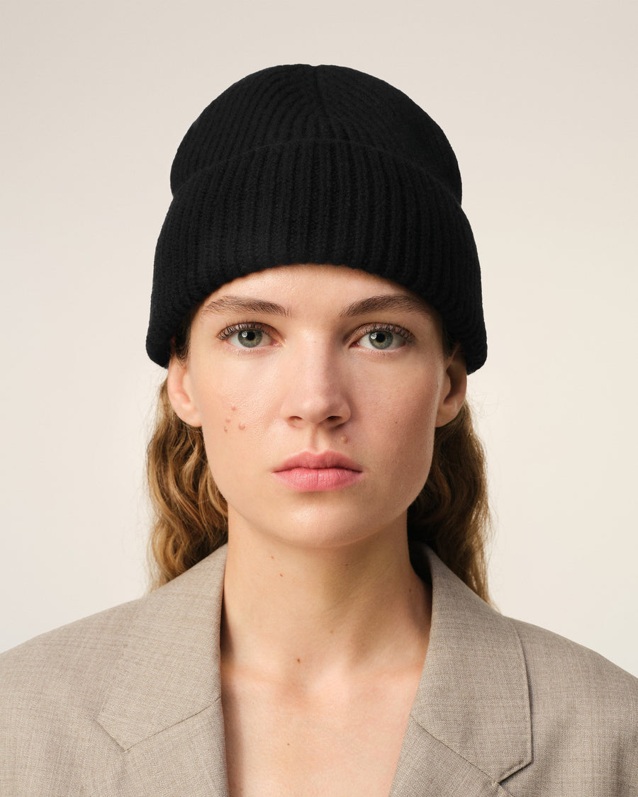 Black Merino Wool Ami De Coeur Beanie