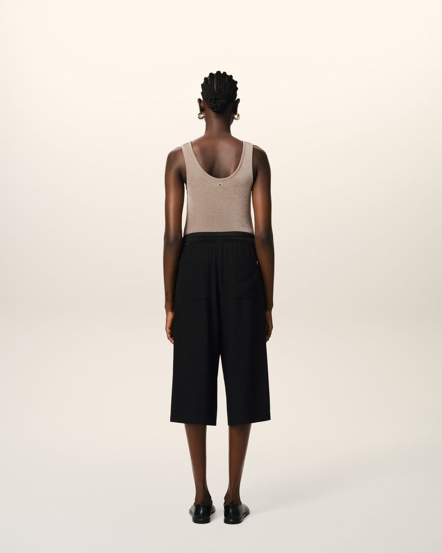 Black Large Fit Elasticated Short