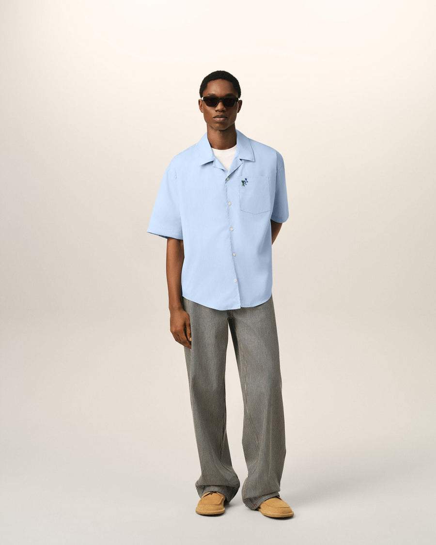 Blue boxy cotton short-sleeve shirt with Ami de Coeur tulip